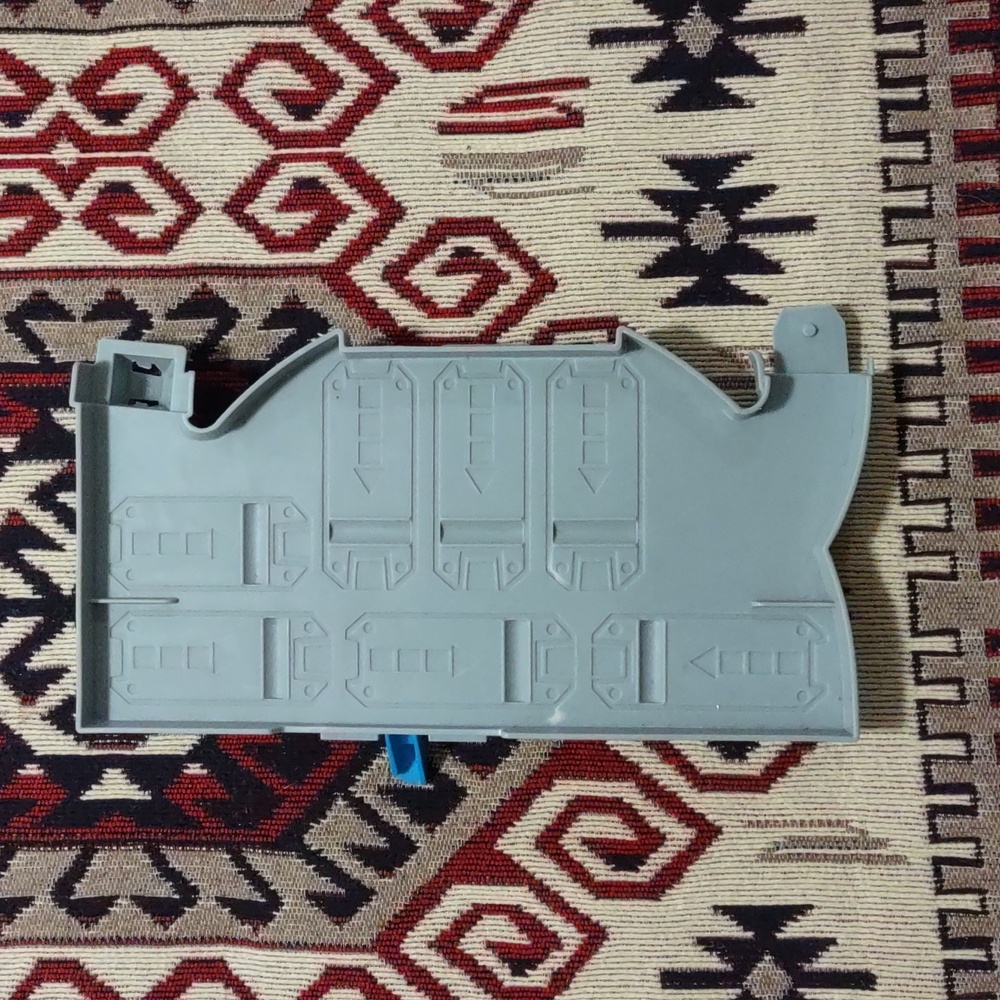 Hot Wheels Ultimate Garage Shark Attack piece